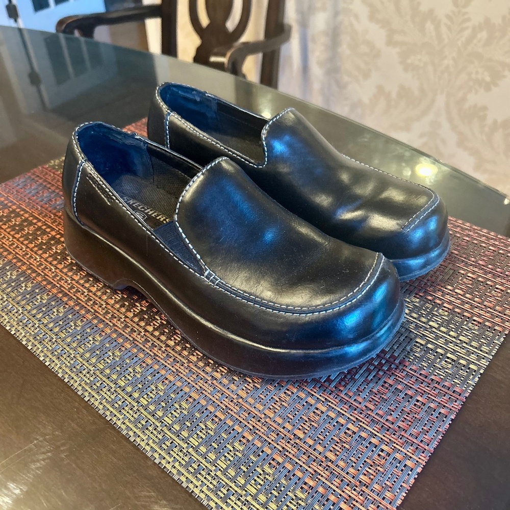 Sketchers Black Leather Loafers with Round Toe & Thick Sole in Size 10
